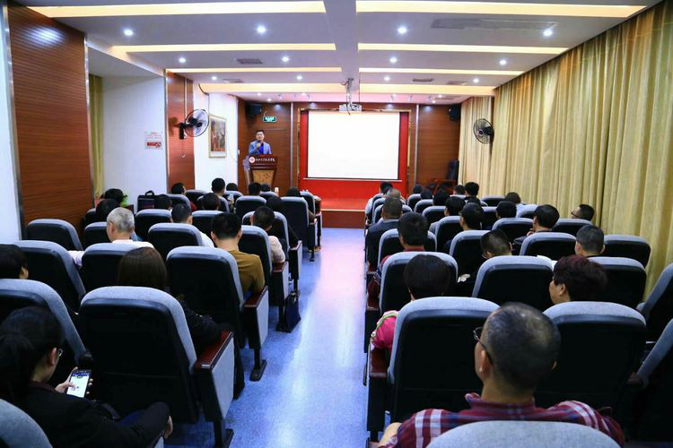 西柏坡红色教育.jpg 西柏坡红色教育.jpg