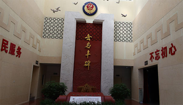 1747385303155766.jpg 051301.jpg